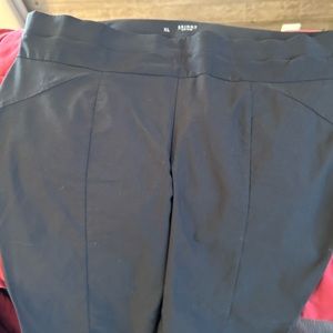 Vera Wang stretch dress pants